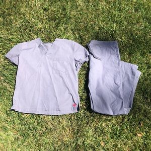 Scrubs set